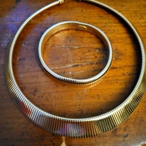 Vintage Park Lane Gold Tone Ribbed Flexible Stretch Snake Bracelet and Necklace
